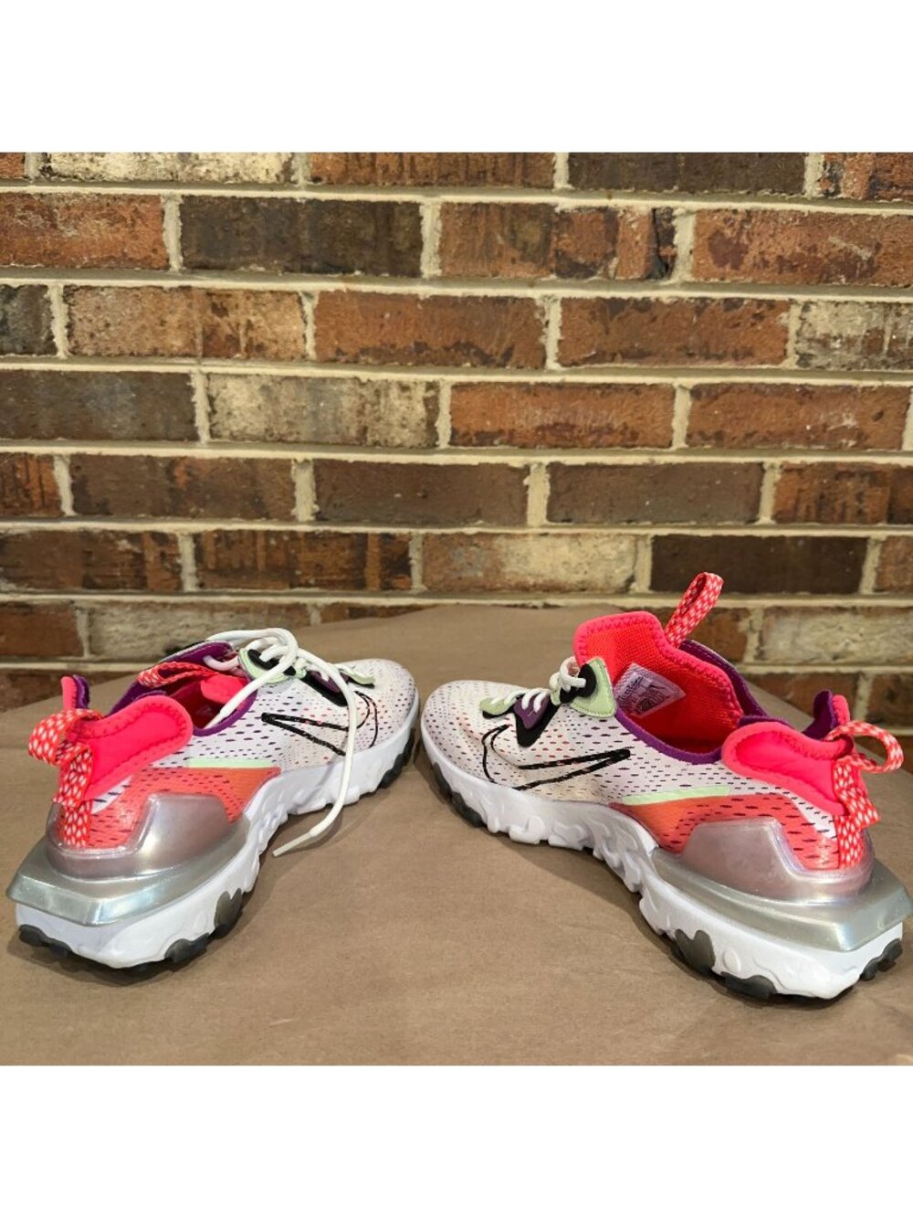Nike React Vision Barely Volt Pink Mens Sz 8.5 Running Shoes CD4373-102 Sneaker
